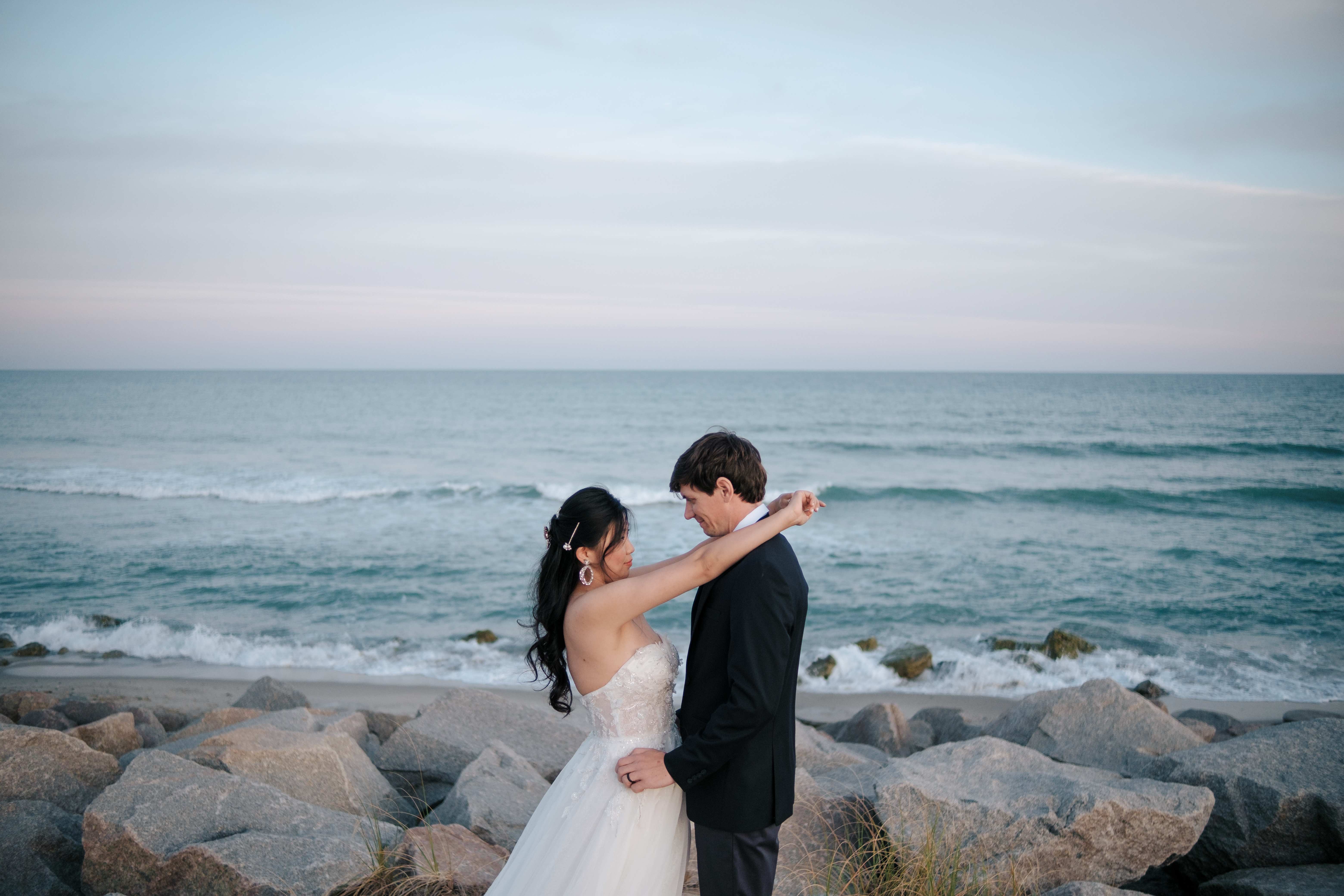 Carolina Beach, NC Wedding Attire: Where to Find Linen Looks for a May 2027 Beach Wedding